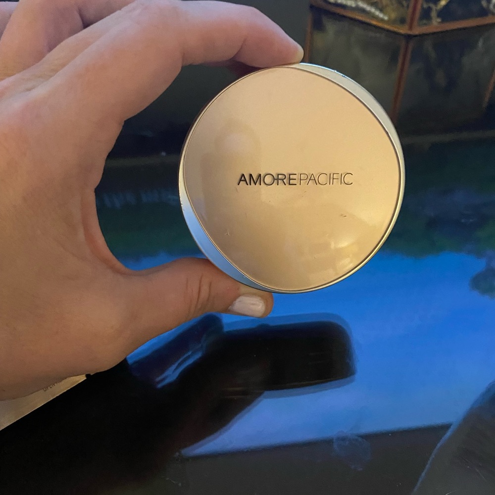 AMOREPACIFIC Age correcting foundation cushion
